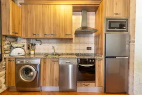 Fully equipped house with barbecue, fast internet & garden | Mountain view | Dogs allowed - Image 3