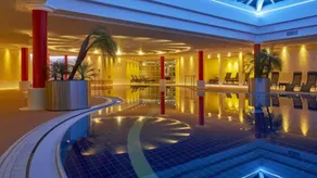 Appartamento con terrazza, giardino e piscina | Adatto per il telelavoro - Image 2