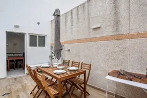 Maison de vacances entièrement équipée avec terrasse, barbecue et internet haut débit | Vue ville | Adaptée au travail à distance | Avec animaux admis - Image 3