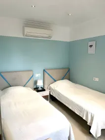 Holiday Home 'Mateu' with Private Pool, Wi-Fi and Air Conditioning - Image 5