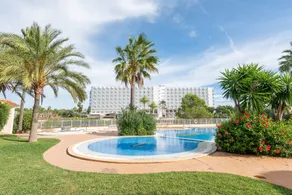 Appartement de vacances avec jacuzzi, jardin et piscine - Image 2