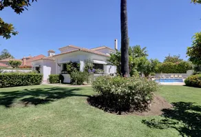 Villa with terrace, garden & private pool | Garden view - Image 4