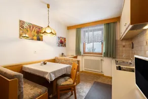 Apartment 'Sommer' with Mountain View, Shared Garden and Wi-Fi - Image 4