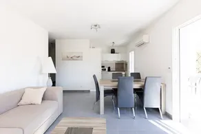 Fully equipped lovely holiday apartment with garden & terrace | Mountain view - Image 5