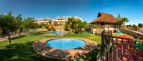 Voll ausgestattete schöne Wohnung mit Garten, Pool und Terrasse | Gartenblick - Image 3