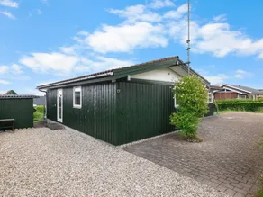 Children-friendly holiday home with terrace & barbeque | Sea view | Pet-friendly - Image 3