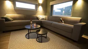 Villa with garden, pool & jacuzzi - Image 2