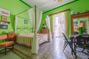 Chambre privée avec internet haut débit et terrasse | Vue ville - Image 2