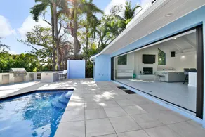 1036, 3 Bedroom 3 Bathroom Spacious Home with Heated Pool, 200 yards to the beach, under a mile to Atlantic Ave! - Image 5