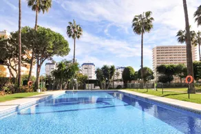 Holiday apartment with pool, garden & terrace - Image 3