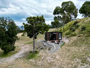 Eco-Friendly and Pet-Friendly Tiny House with Beautiful River Views in Tasmania, Australia - Image 2