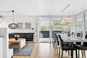 House with BBQ & terrace - Image 2