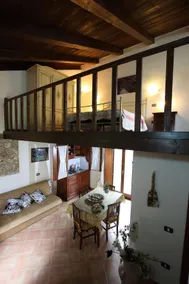 Attraente appartamento con piscina, barbecue e giardino - Image 2