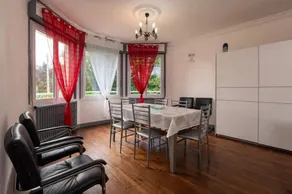 House | Garden view - Image 5
