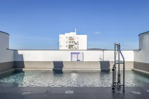 Aparthotel mit Pool | Stadtblick | Perfekt für die Arbeit von Zuhause - Image 2