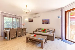 Maison de vacances conviviale et familiale avec barbecue, internet haut débit et piscine | Vue jardin | À côté de la plage | Parfaite pour le travail à distance - Image 5