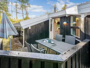 House with barbecue, sauna & terrace - Image 2