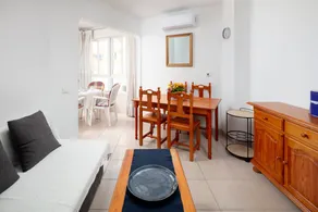 Appartement avec piscine et internet haut débit | Vue mer - Image 4