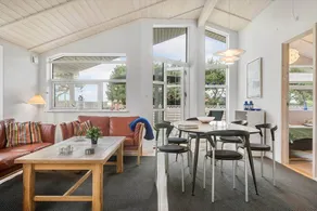 Fully equipped house with terrace & barbeque - Image 3