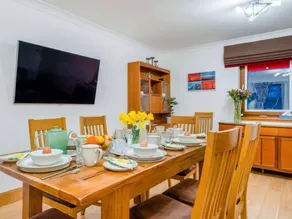 Holiday home with garden - Image 4