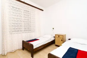 House with 1 room for 2 persons - Image 2