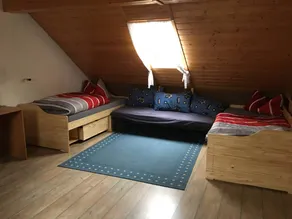 Apartamento vacacional con terraza - Image 3