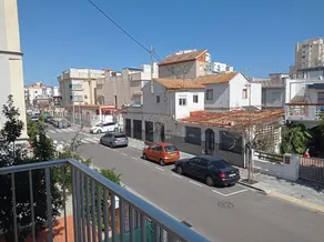 Flat with terrace | City view - Image 2