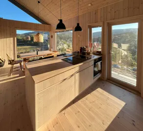 Architect-designed cabin with views of Sigdal - Image 4