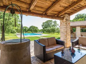 House with garden, terrace & private pool - Image 4