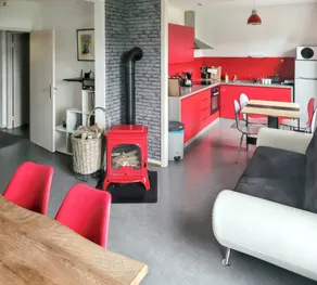Chalet with terrace, barbeque & garden | Mountain view - Image 4