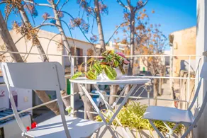 Flat with terrace & barbeque - Image 3