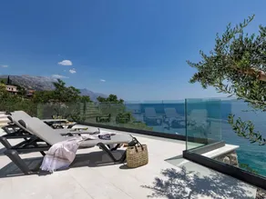 House with private pool, terrace & garden - Image 4