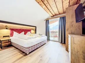 Apartamento vacacional con jardín y terraza - Image 4