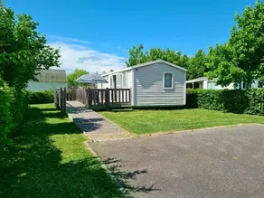 Family-oriented mobile home with heated pool, barbeque & terrace | Pet-friendly - Image 5