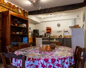 Holiday home with terrace & barbecue - Image 5