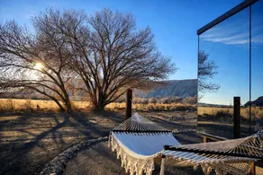 Unique Mirror Studio Retreat with Panoramic Views near Capitol Reef, Torrey Utah - Image 4