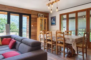 Apartment 'Les Grillons' with Mountain View, Shared Garden and Wi-Fi - Image 5