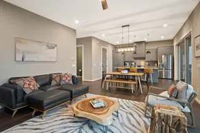 Majestic Meadows-pet friendly/walking distance to community pool/pickleball - Image 4