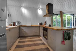 House with terrace, sauna & barbecue - Image 3