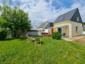 Holiday home with barbecue, terrace & garden | Garden view - Image 2