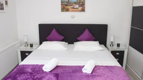 Voll ausgestattete Ferienwohnung mit Grill und Terrasse - Image 2