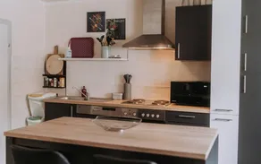 Flat with terrace, garden & barbeque | Garden view - Image 2