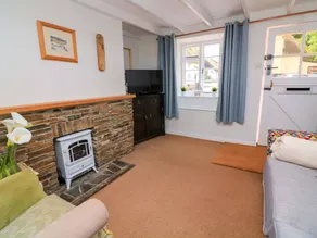 Child-friendly beautiful cottage with garden | Beach view | Next to the beach | Pets are welcome - Image 3