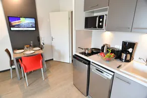 Studio convivial et familial avec piscine et terrasse | Plage à proximité | Avec animaux acceptés - Image 2