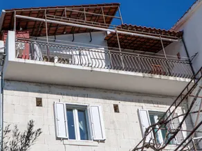 Casa con terraza y barbacoa - Image 3