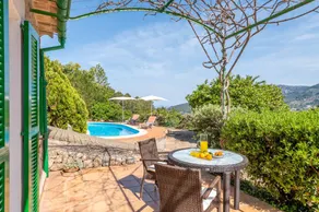 Holiday home with pool, terrace & garden | Mountain view - Image 3