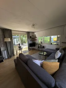 Chalet con jardín, piscina y terraza - Image 4