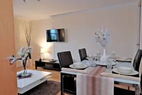 Apartment with hot tub & garden - Image 5