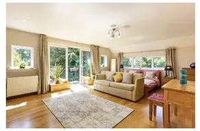 Family-oriented beautiful villa with jacuzzi, private pool & sauna | Beach view | Pet-friendly - Image 4