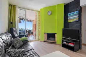 Family-friendly holiday apartment with garden & terrace | Beach view | Close to the beach | Dogs allowed - Image 2
